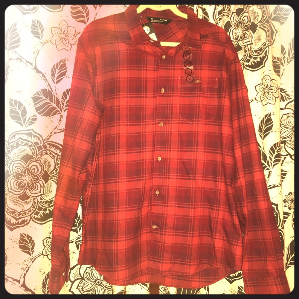 Under Armor Men’s Red Flannel NEW!